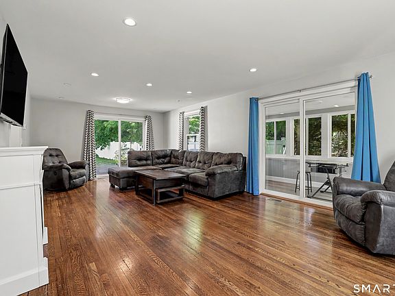 3rd image of 413 West Center Street