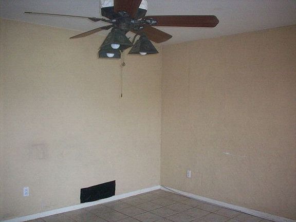 2nd image of 100 Seascape Dr APT C