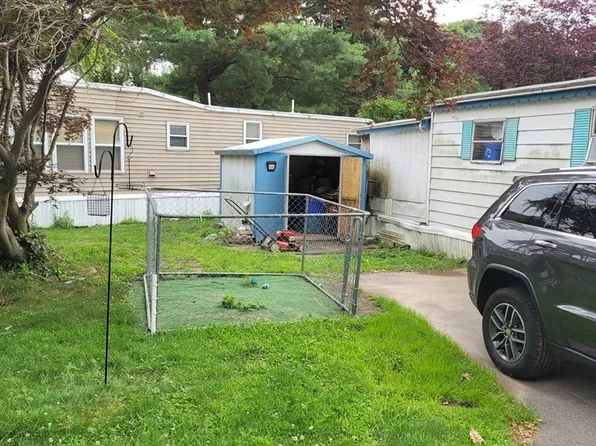 261 Newbury St #109, Peabody, MA 01960