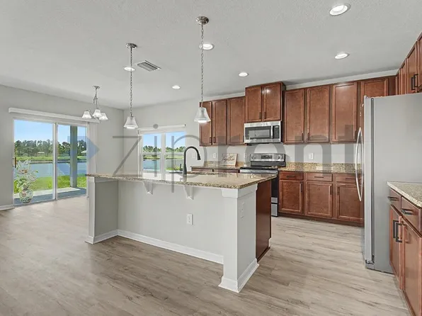 10328 Hawks Landing Dr, Land O Lakes, FL 34638
