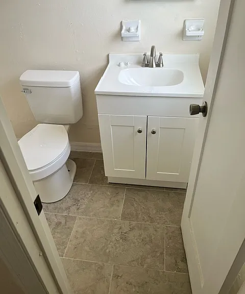 1778 Ebenezer Ct — Photo 10