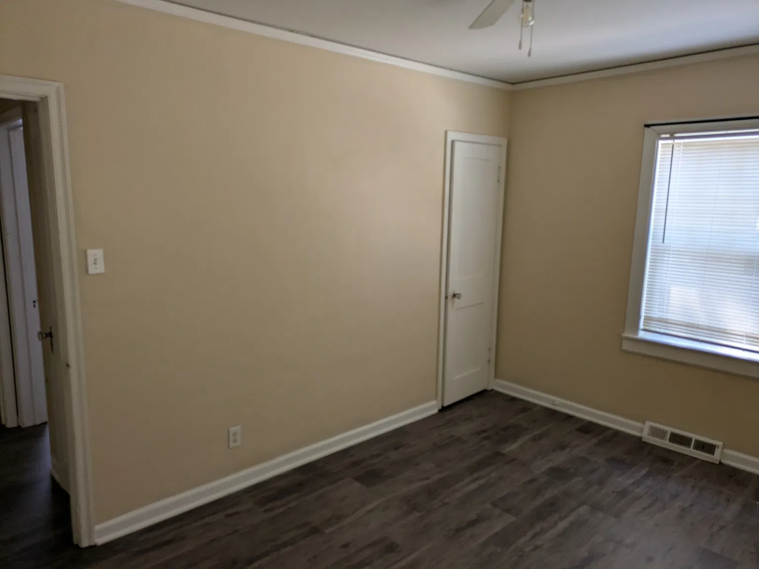 724 SW Lindenwood Ave — Photo 2