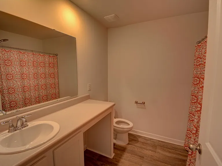13 Evian Ct — Photo 20