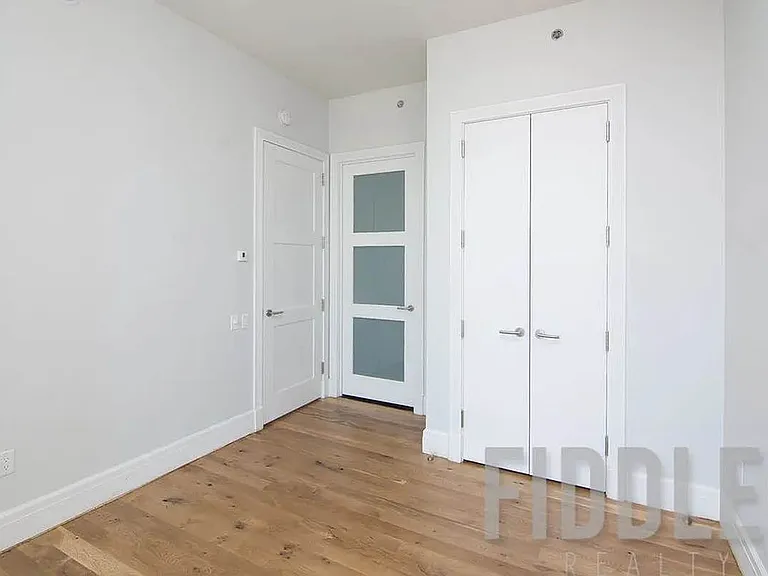 4441 Purves St #2106 — Photo 8