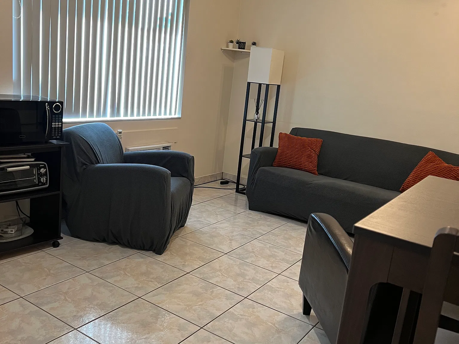 1 bed, 650 sqft, $1,650 — Photo 2