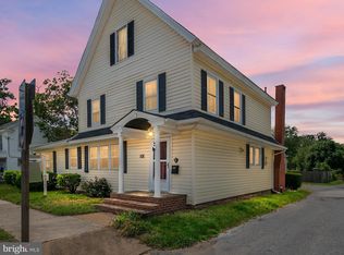 108 S 2nd St, Denton, MD 21629