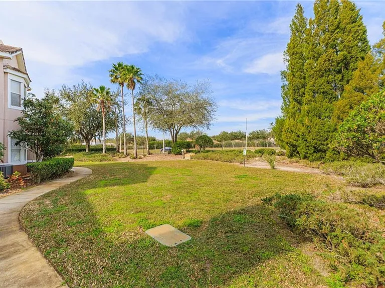 17954 Villa Creek Dr — Photo 23