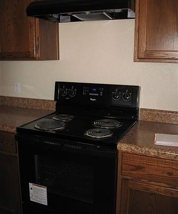 5th image of 4071 S Cedar Ave