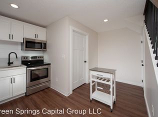 12 Kirby Rd #B, Saratoga Springs, NY 12866