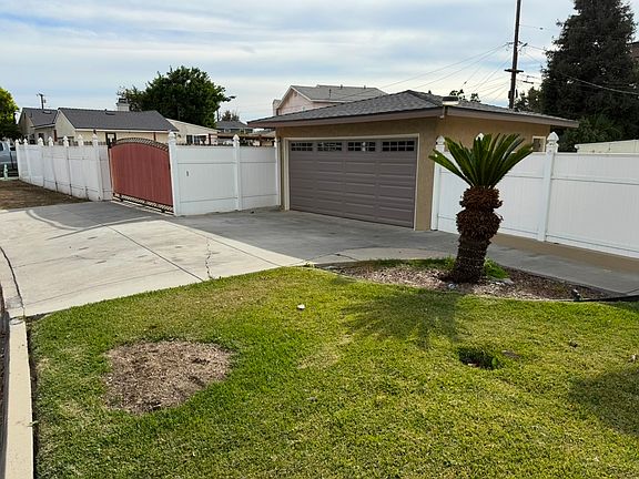 2nd image of 9148 Laurel Ave