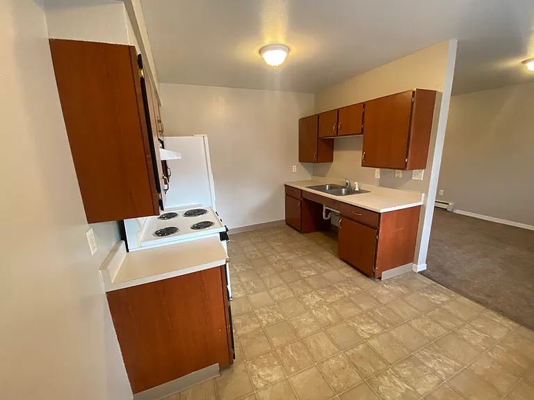 3725 Stephens Ave — Photo 10
