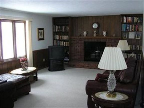 4th image of 6120 Orchard Hill Blvd