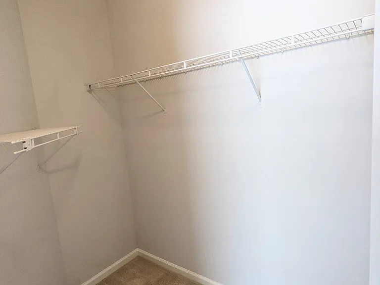 105 Conover Ter — Photo 12