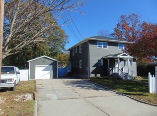 15 S 31st St, Wyandanch, NY 11798