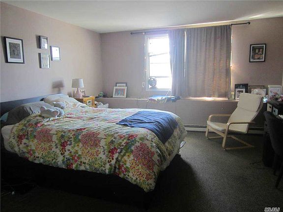 2nd image of 140 E Main St #A