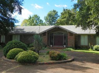 614 S College St, Franklin, KY 42134