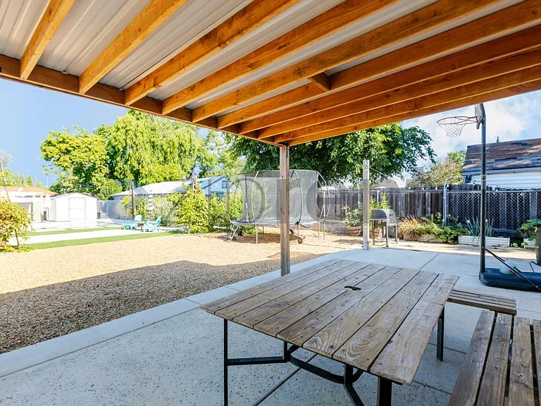 5060 Mendocino Blvd — Photo 22