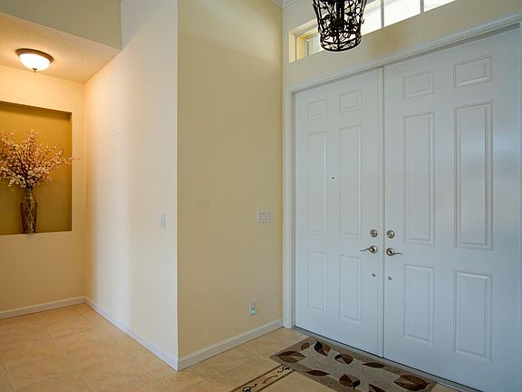 4th image of 224 NW Magnolia Lakes Blvd