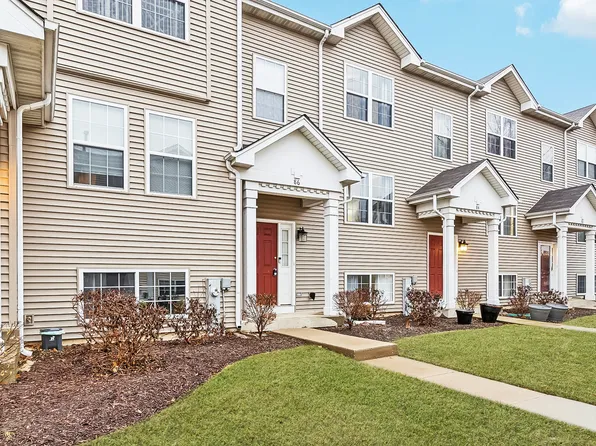 86 W Big Horn Dr, Hainesville, IL 60073
