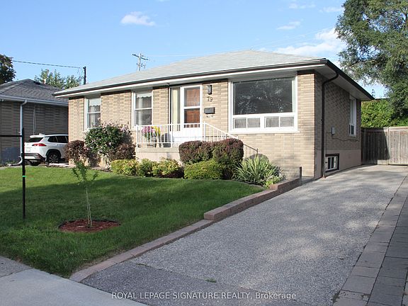 2nd image of 79 Greenock Ave