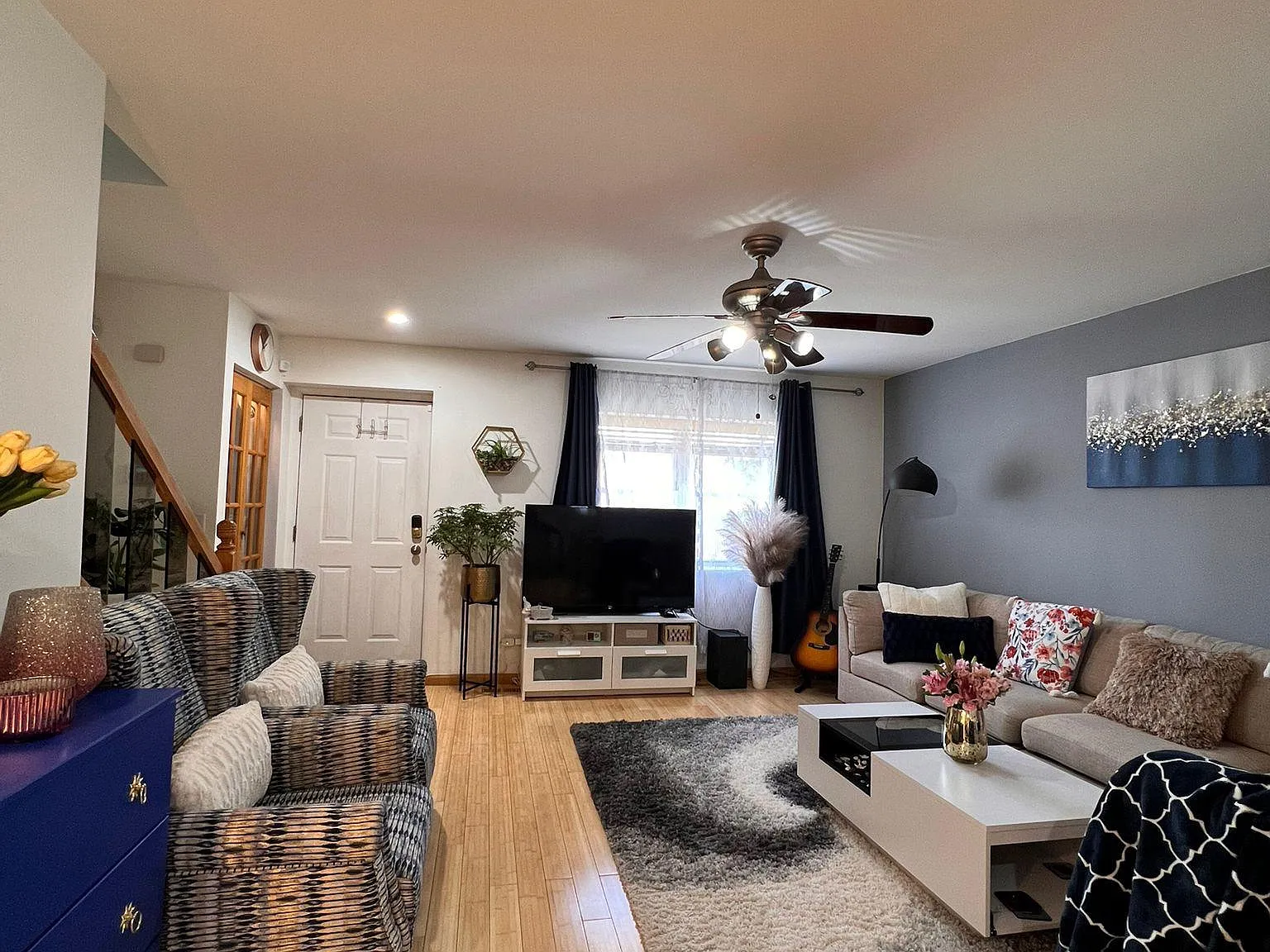 3 bed, 2.5 bath, 1360 sqft, $2,950 — Photo 4