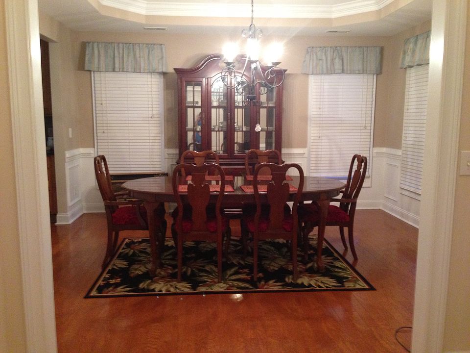 2nd image of 1905 Grantsboro Ln
