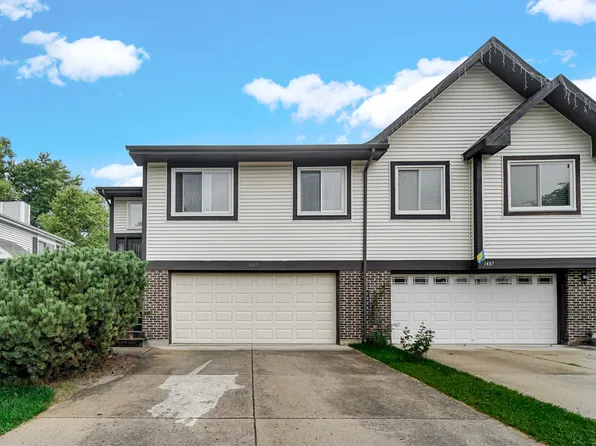 1485 Chippewa Trl, Wheeling, IL 60090