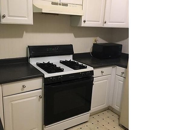 4th image of 5928 N Norwood St
