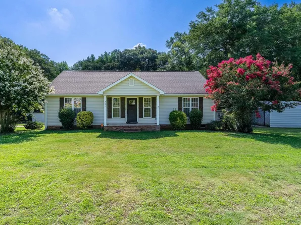 351 Knickerbocker Est, Fountain Inn, SC 29644