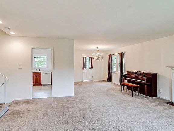 5th image of 7031 Santa Maria Ct #6901