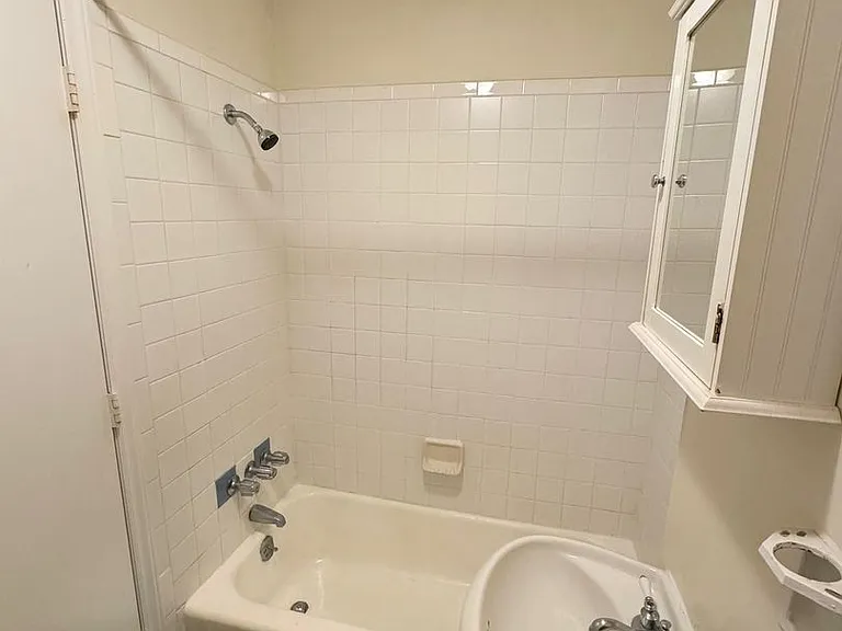 118 S Boylan Ave — Photo 10