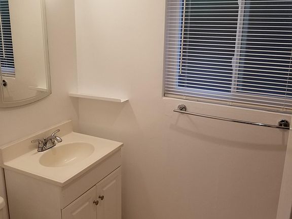 5th image of 1907 Overland Ave APT 1