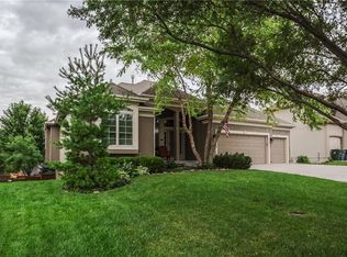 21059 W 114th Ter, Olathe, KS 66061