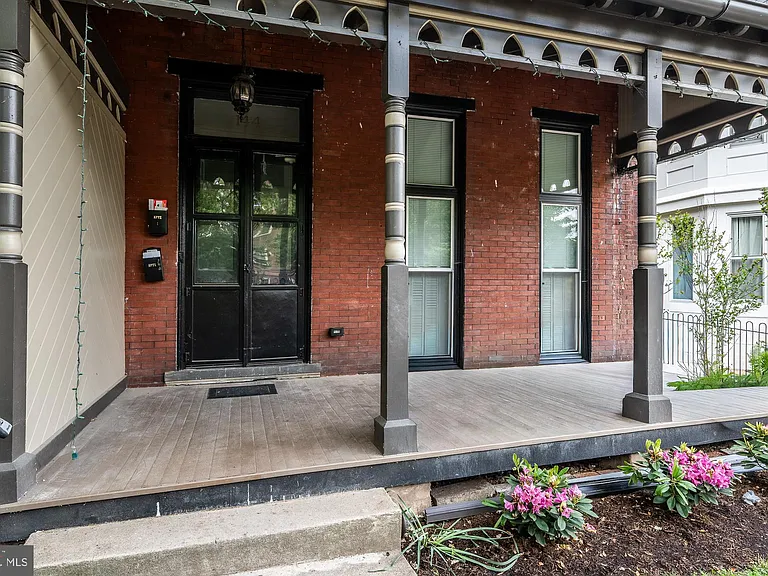 144 Gay St #2 — Photo 43