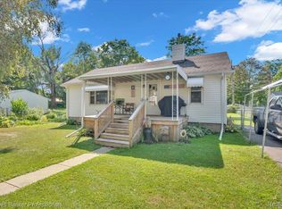 6130 2nd St, Mayville, MI 48744