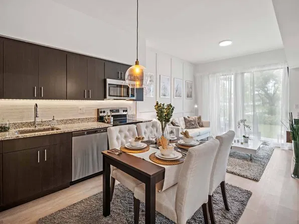 Oak Enclave Apartment Homes