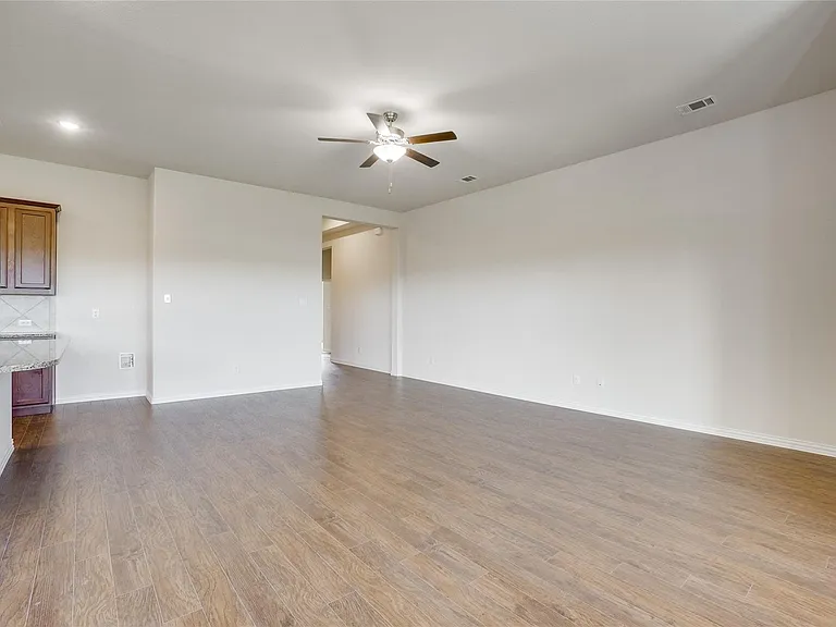 16625 Hidden Cove Dr — Photo 6