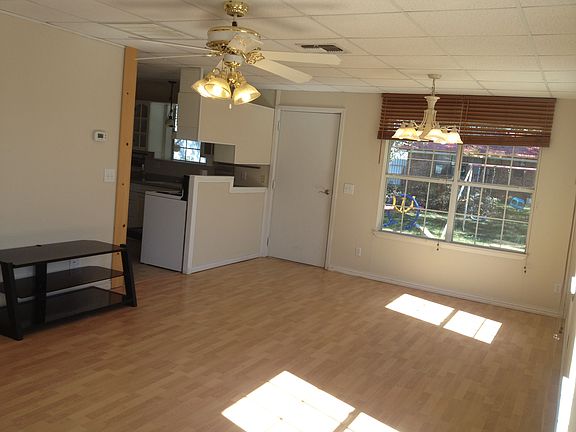 Living Room/Dining Room