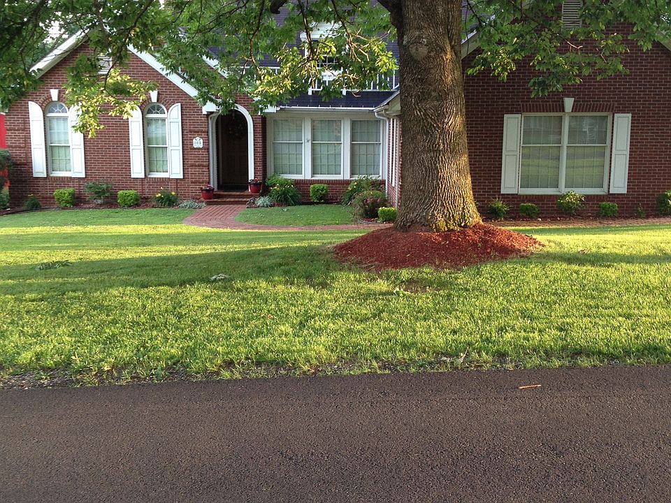 2nd image of 165 Fairview Ave