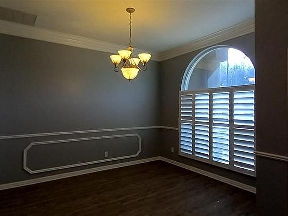 4th image of 1537 Deerbourne Dr