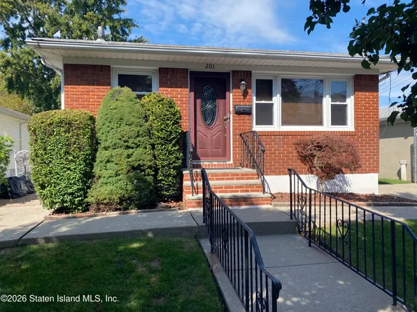 201 Cuba Ave, Staten Island, NY 10306