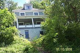1st image of 210 Maryland Ave