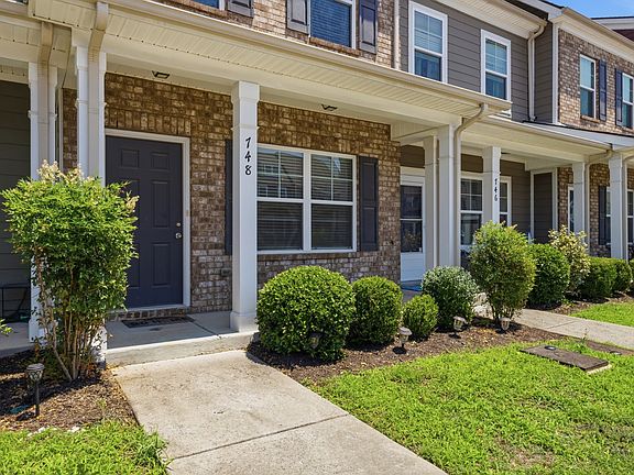 3rd image of 748 Bradburn Village Way