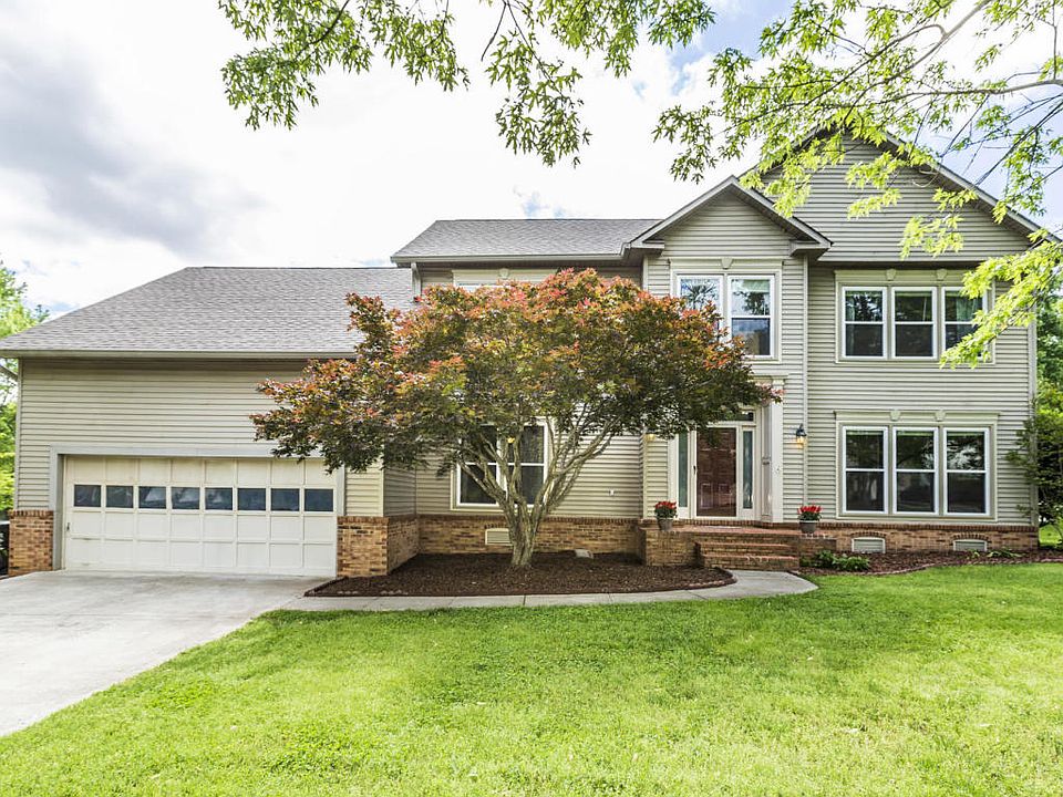 1st image of 408 Sweetgum Dr