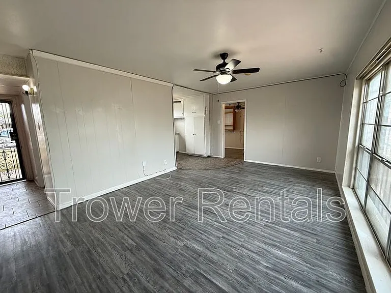 3728 Holley Ave — Photo 9