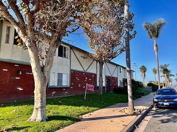 3rd image of 429 Palm Ave APT 18