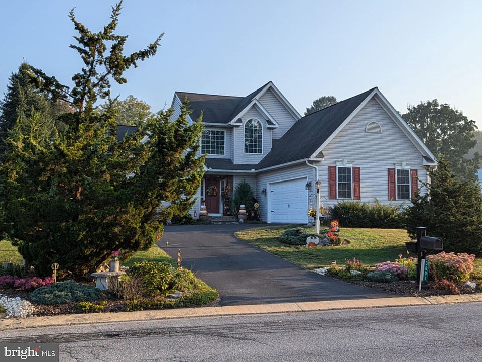 3601 Wildflower Ln, Mountville, PA 17554 | Zillow