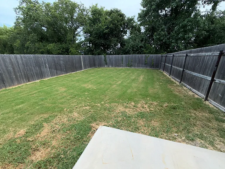 3118 Fenway Cir — Photo 8