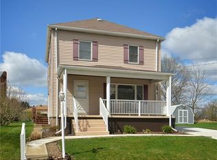 1142 Sunview Ave, Jeannette, PA 15644