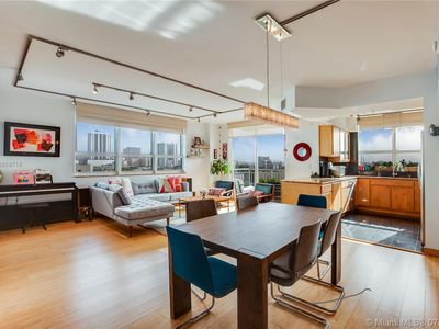 2000 N Bayshore Dr APT 1002, Miami, FL, 33137